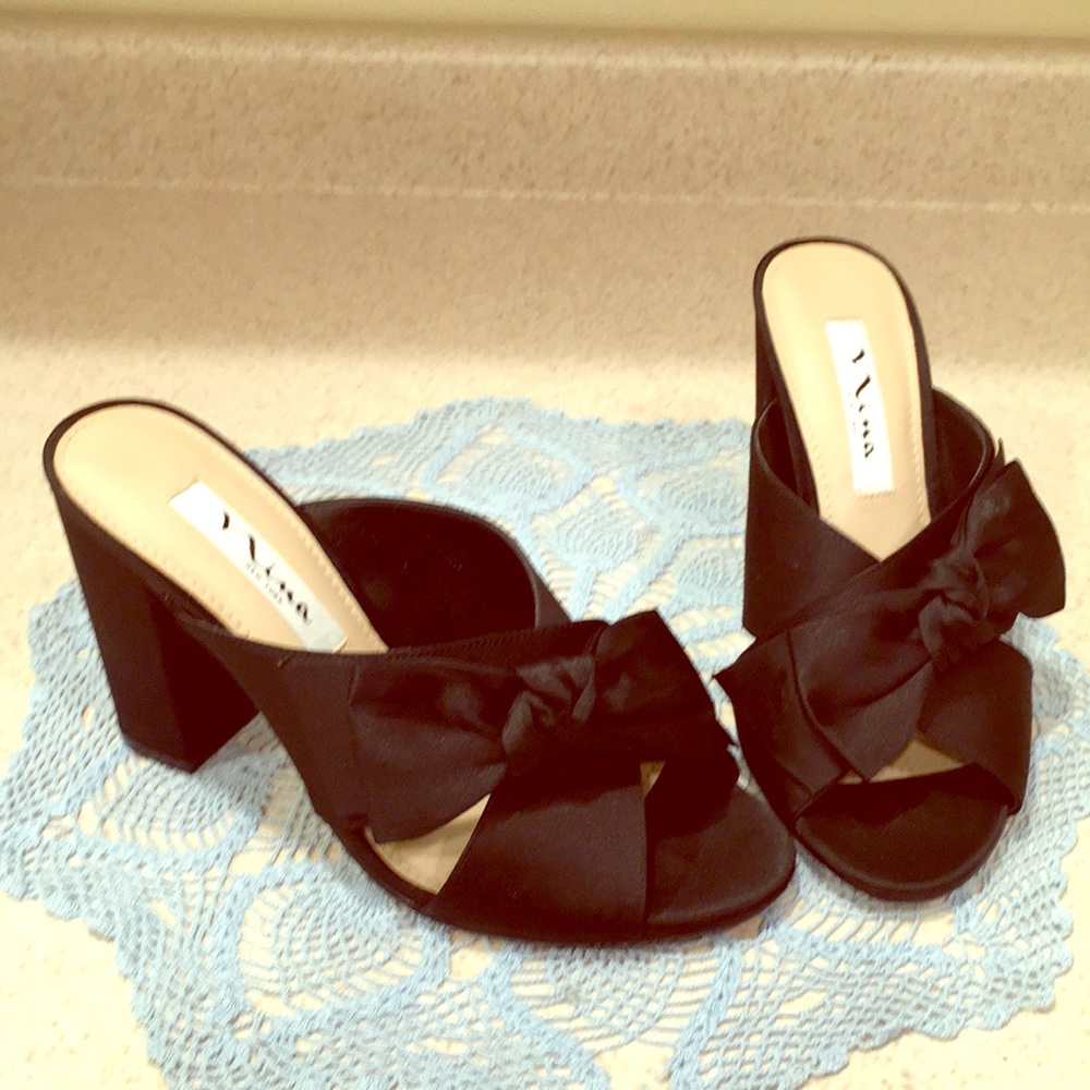 Nina black heels